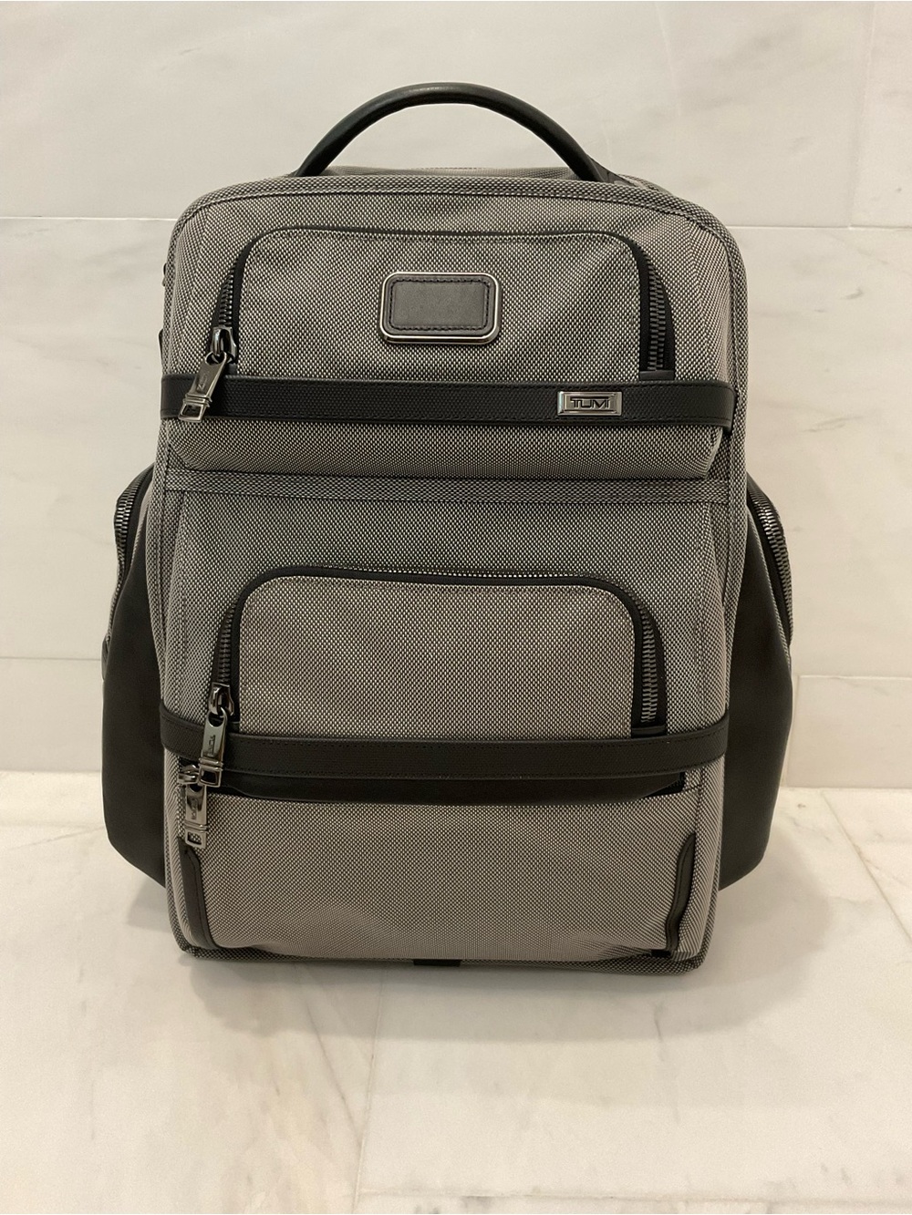 NEW Tumi ALPHA X - 17” Brief Pack Laptop Backpack - METEOR GRAY❗️